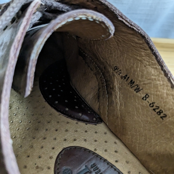 Born leather shoes with laces - Picture 8 of 8